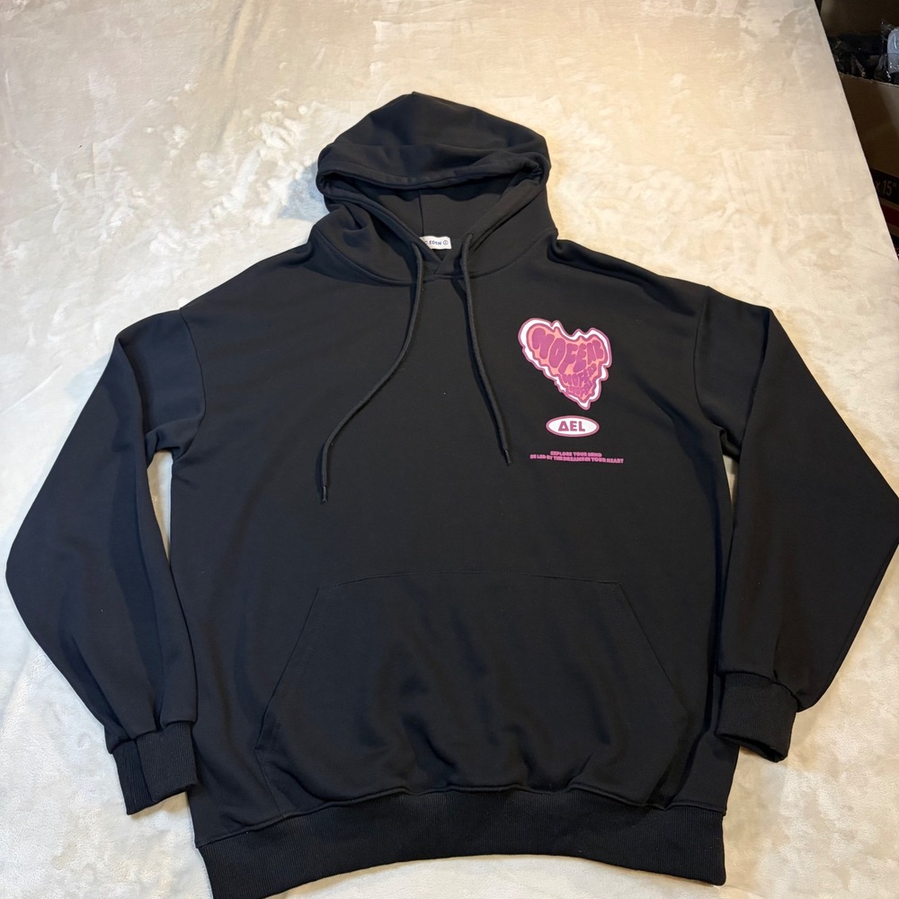 Elfric Eden No Fear Heart Graphic Hoodie Black Small Streetwear Pullover